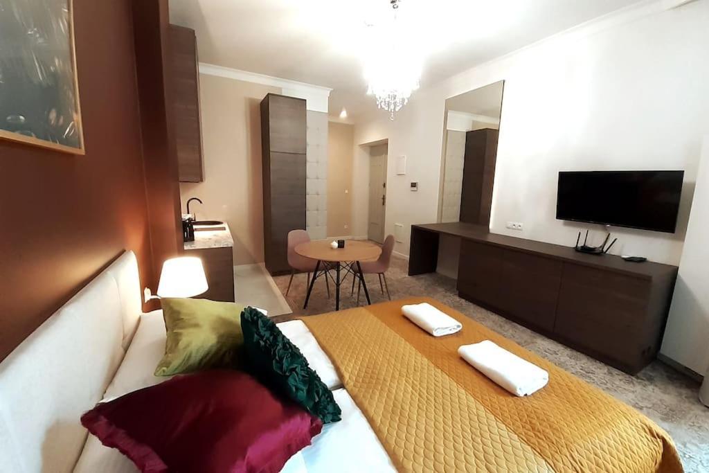 Luxury Apartment - Rakowicka 6 Krakow Bagian luar foto